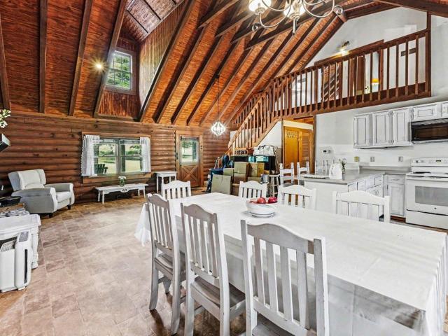200 Whippoorwill Lane