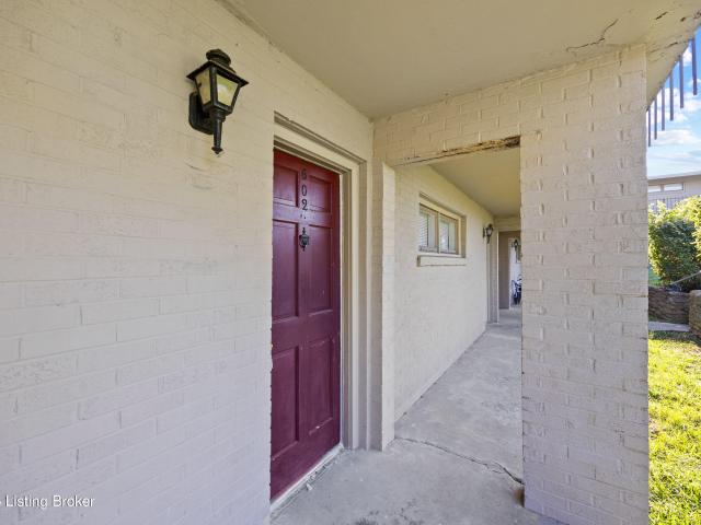 200 Thistlewood Ave 602