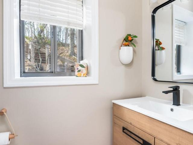 200 Villa Road 122