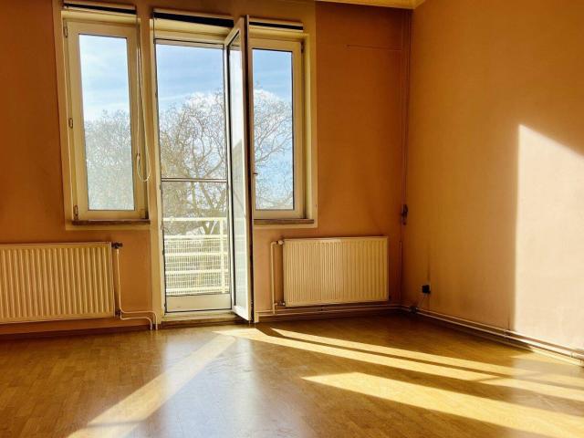200m zur U6 Sunset Loggia dein Projekt 2026 Lugner City ums Eck charmante Altbauwohnung Top Infrastruktur