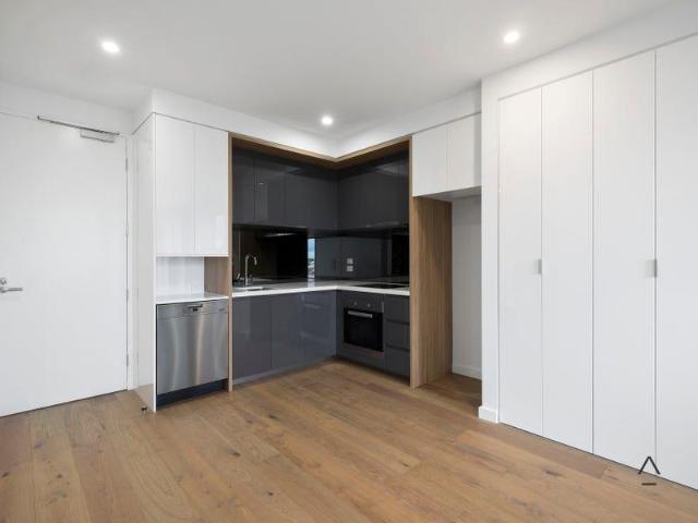 201/59 63 Warrigal Road, Hughesdale