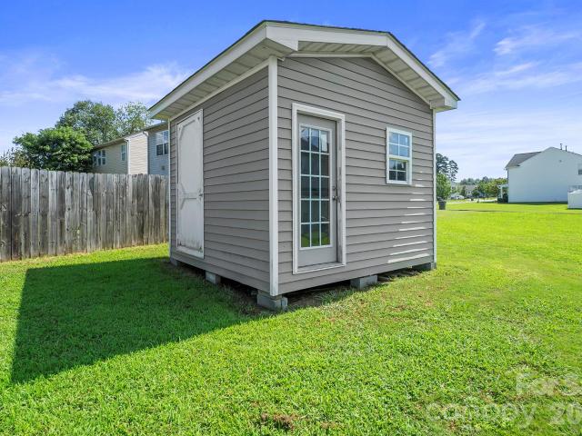 2015 Mallard Pointe Drive