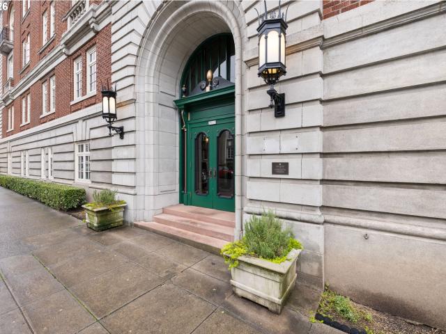2015 NW Flanders St, Unit 513, Portland, OR 97209 | MLS #192605