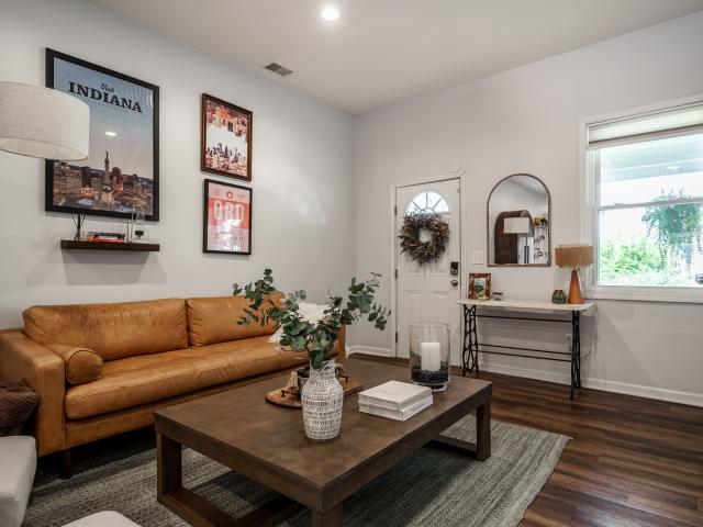 2015 Columbia Avenue