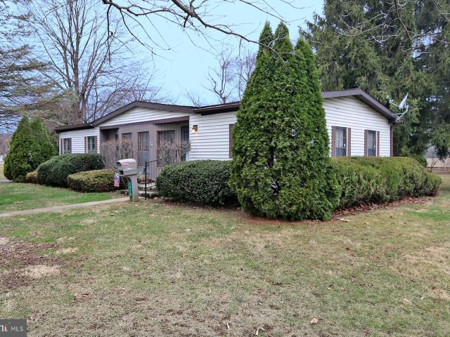 2015 Pennsylvania Ave, Lebanon, PA 17042 | MLS #PALN2025