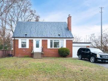 House for sale in Peel, Ontario - Garden