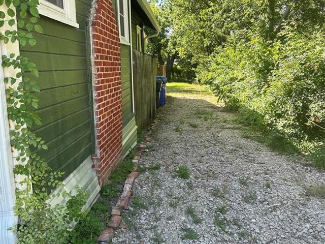 2015 Windsor Avenue