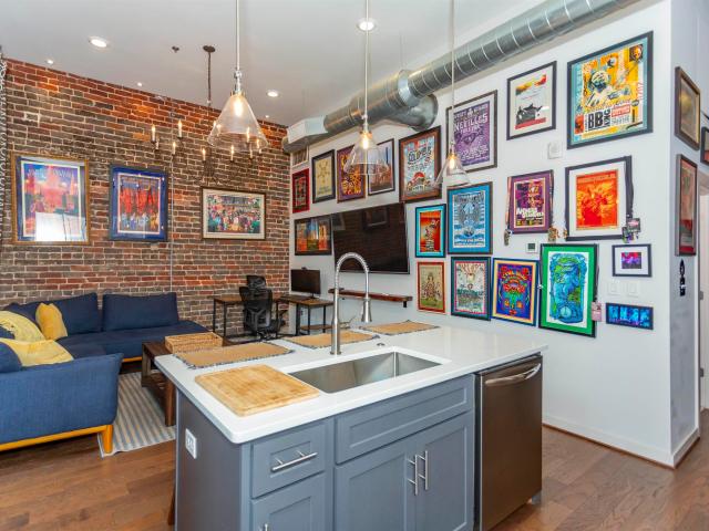 2015 1St Avenue N # 2D