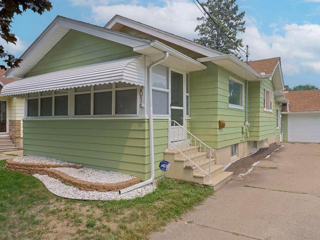 2016 Avon Street