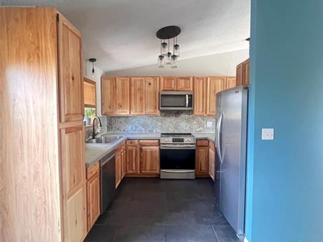 2016 Ambleside Drive