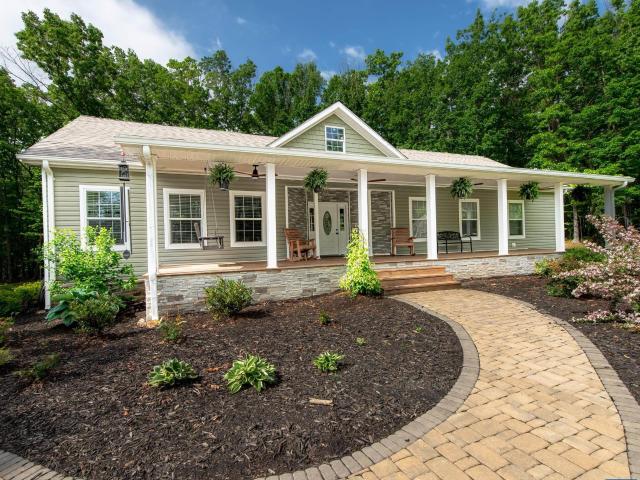 2016 deep creek rd