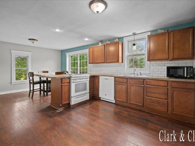 2016 E Croton Drive