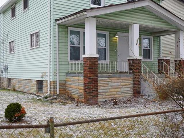 2016 W Grand Street