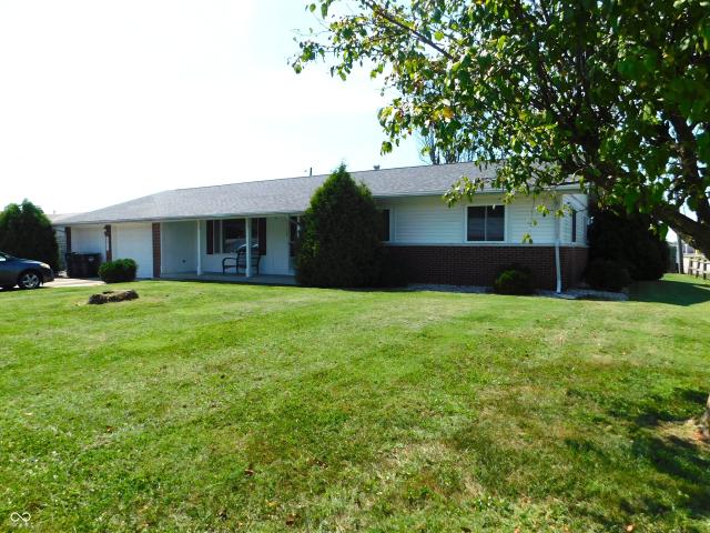 2017 N Nightingale Drive