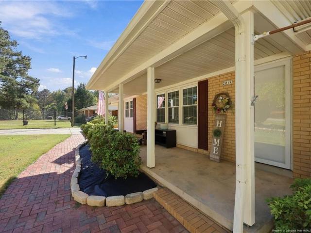 2017 Longwood Avenue