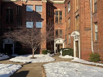 2017 S Grand Blvd, Unit 304, St. Louis, MO 63104 | MLS #26009