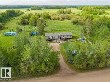 2017 Twp Rd 554, Rural Lac Ste. Anne County, AB, T0E 1V0 hou.