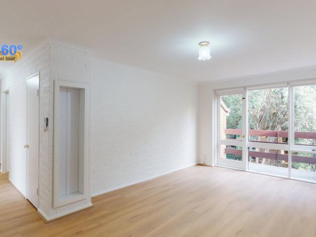 20/18 Raleigh Street, Essendon