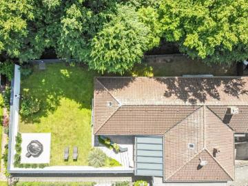 2018 saniertes EFH mit hausinterner Garage in zentraler Lage von Opladen * hochwertige Ausstattung * 2 Terrassen *.