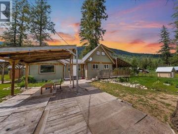 2018 Tarrys Road, Castlegar, BC, V1N 4N1 house for sale | Listing ID 10387 | Royal LePage