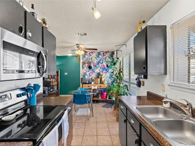 2018 W Rundberg Ln # 4B
