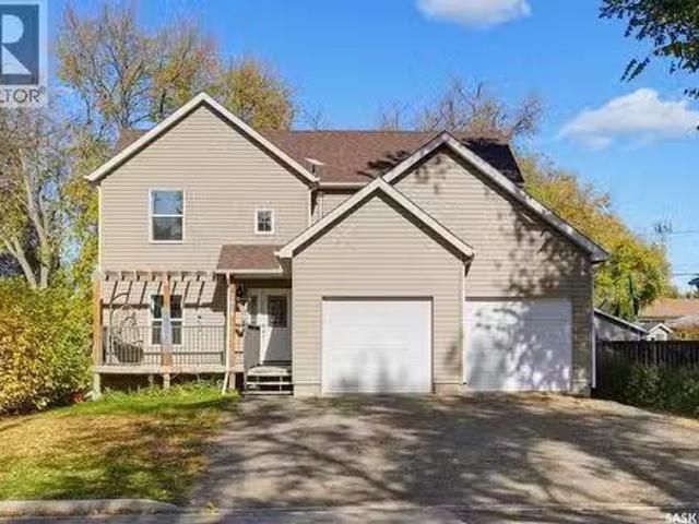 2018 8Th Street, Rosthern, SK, S0K 3R0 house for sale Listi.