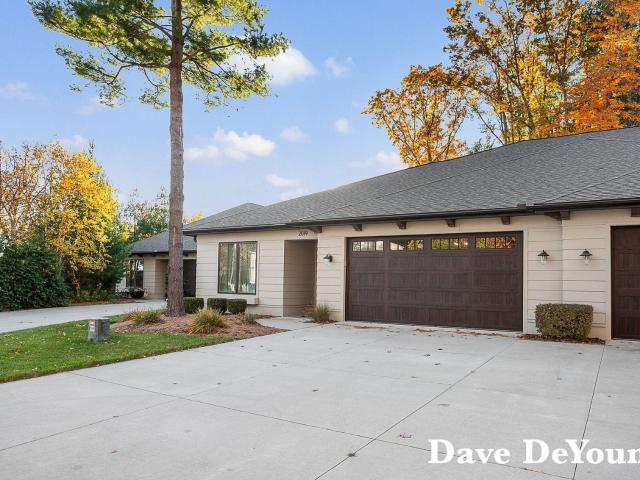 2019 Ottawa Beach Road, Holland, US, MI