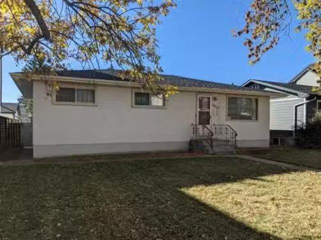 2019 52 Avenue Sw, Calgary, AB, T3E 1K2 house for sale List.