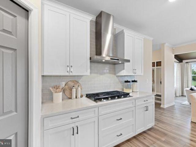 20102 Regent Circle