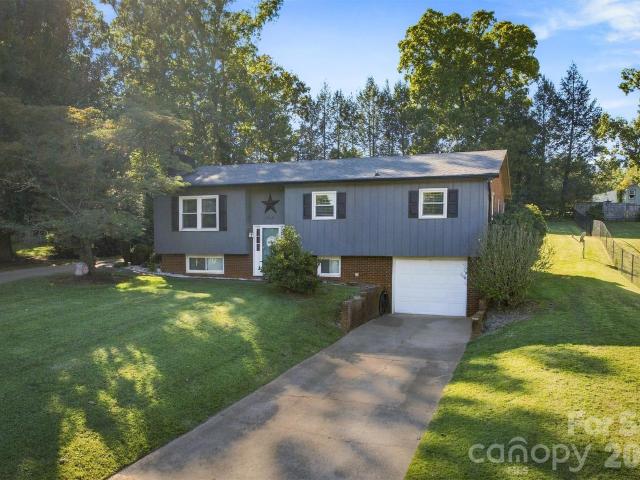 2010 Eastbrook Circle