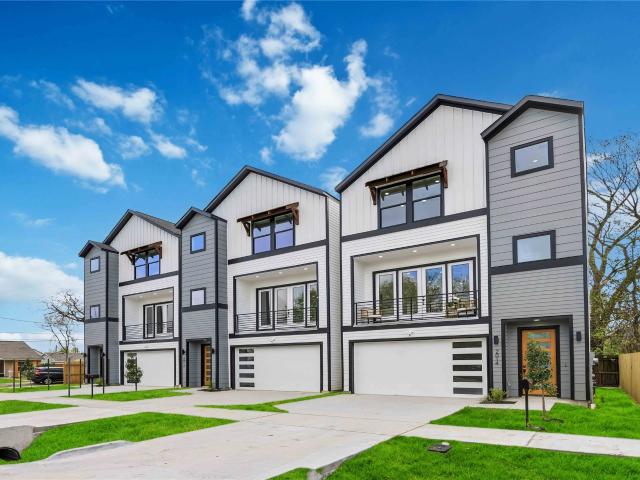 2010 Yates St, Houston, TX 77020 | MLS #47395