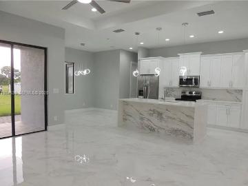 2011 NW 10th Pl, Cape Coral, FL 33993 | MLS #A11884