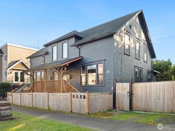 2011 E James St, Seattle, WA 98122 | MLS #2473