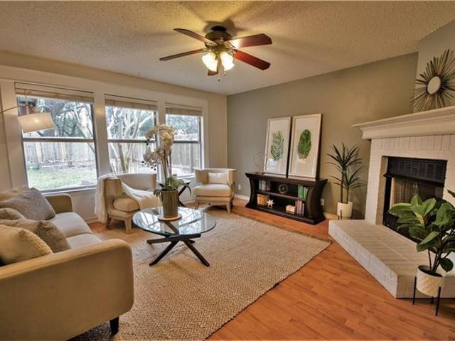 2011 Harvest Moon Dr, Cedar Park, TX 78613