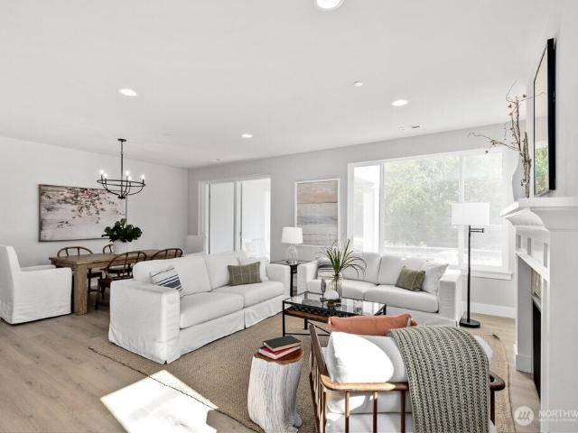 2011 th Avenue W # B