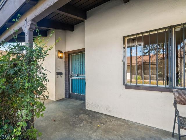 2011 W Katella Ave, Unit 3, Anaheim, CA 92804 | MLS #OC26016