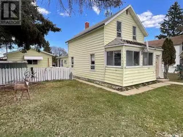 2012 6Th Street, Rosthern, SK, S0K 3R0 house for sale Listi.