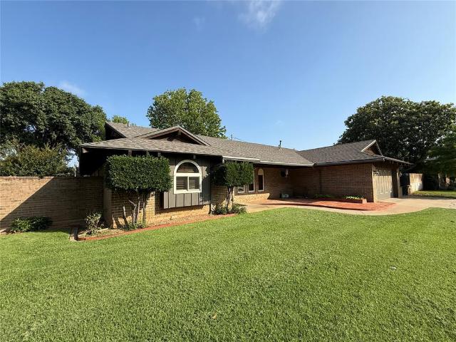 2013 N Mockingbird Lane