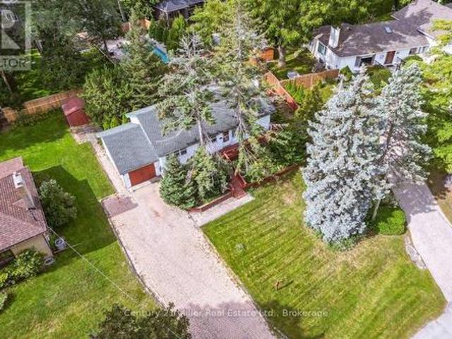 2013 Deramore Drive, Oakville Fd Ford, ON, L6J 2P6 house for sale | Listing ID W13799 | Royal LePage