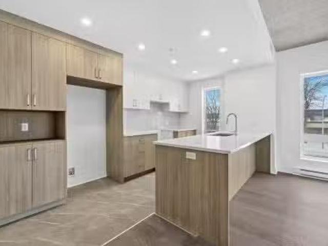 201 244 Boul. Hymus, Pointe Claire, QC, H9R 1G3 condo for sa.