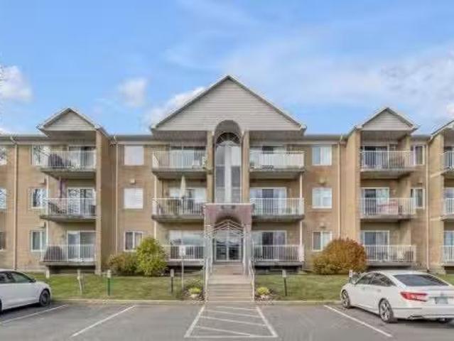 201 6145 Rue De La Griotte, Québec Les Rivières, QC, G2J 1R3.