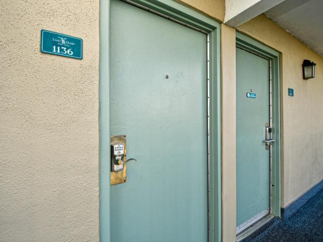 201 74th Ave. N 1136
