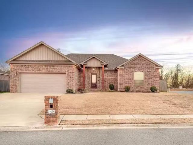 201 CREEK VIEW DR, AUSTIN, AR 72007