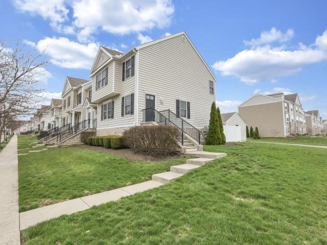 201 Autumn Ridge Circle