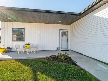 201 Boann Ter, Belleville, WI 53508 | MLS #2020