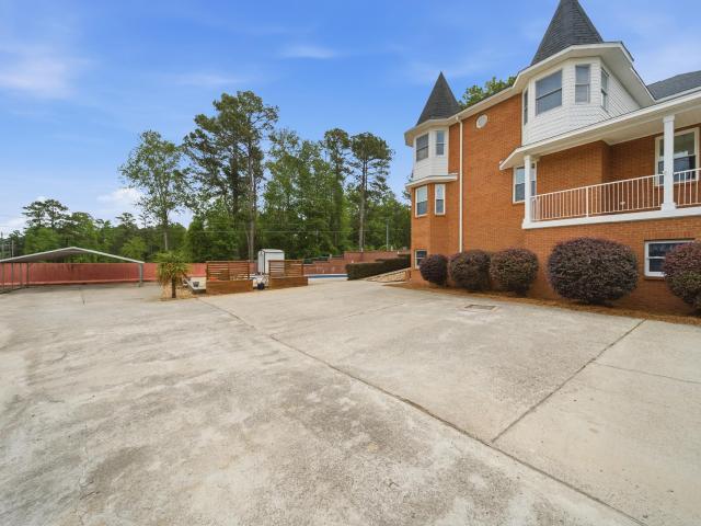 201 Bramblewood Circle