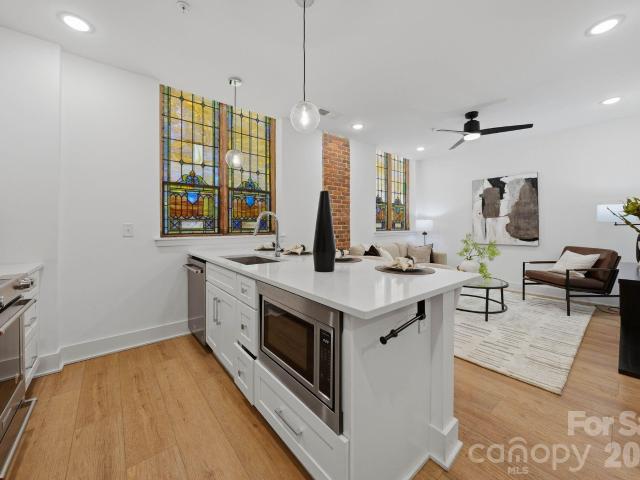 201 Grandin Rd, Unit 13, Charlotte, NC 28208 | MLS #4374
