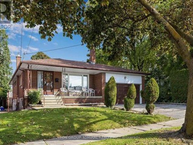 201 Derrydown Road, Toronto, ON, M3J 1S2 house for sale | Listing ID W13804 | Royal LePage
