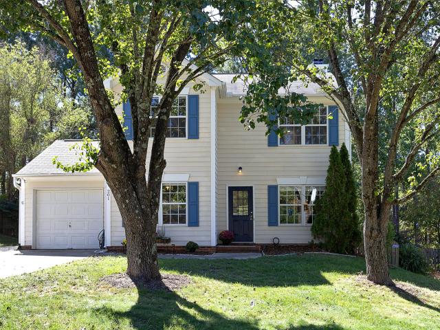 201 Fallenwood Avenue