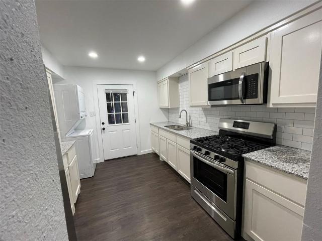 201 Holcomb Avenue